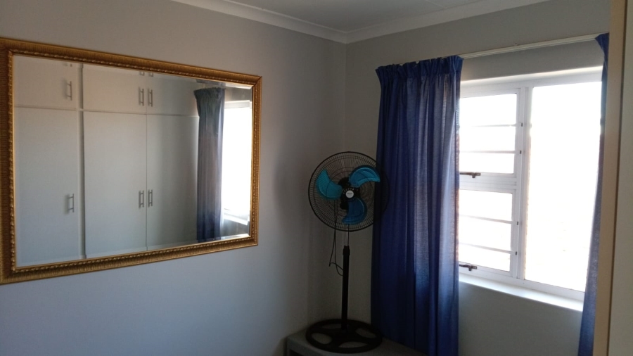 To Let 2 Bedroom Property for Rent in Charlo Eastern Cape